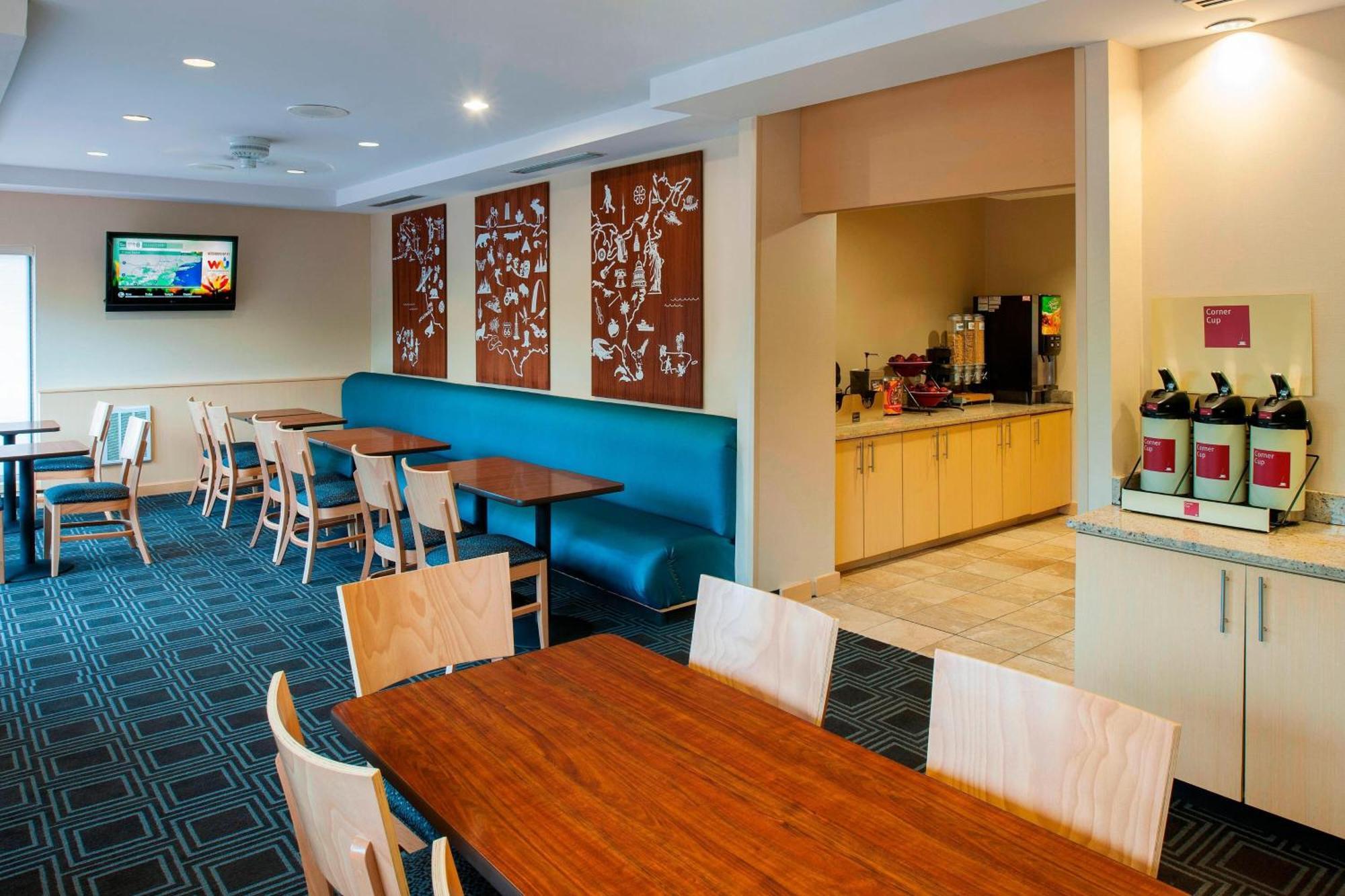 Towneplace Suites By Marriott Bethlehem Easton/Lehigh Valley Hollo Exteriér fotografie